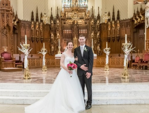 Rachel y Brent se casaron el 20 de mayo de 2017 en la Catedral de la Inmaculada Concepción