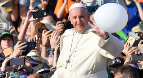 El Papa a 60.000 monaguillos: «El camino hacia la santidad no es fácil. Transformen el mundo con el amor de Cristo»