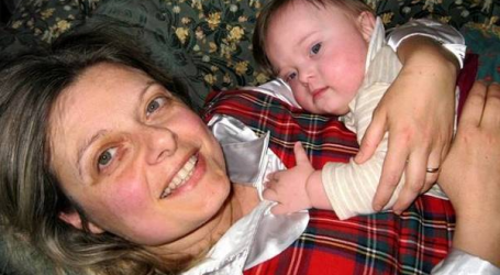 Maria Stella Barone iba a dar a luz a un bebé Down, pidió un milagro pero «Dios «se equivocó» y, en vez de a mi hijo, curó mi corazón herido»