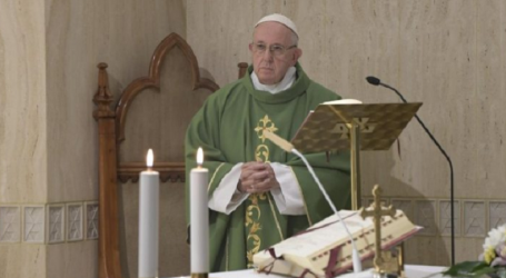 El Papa en Santa Marta 9-10-18: «contemplación y servicio son el camino de vida del cristiano»