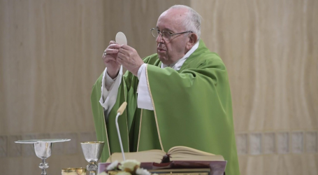 El Papa en Santa Marta 8-11-18: «Ser testigo es romper un hábito, cambiarlo y proclamar la misericordia de Dios»