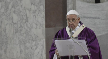 El Papa en homilía en la misa del Miércoles de Ceniza: «La oración nos une de nuevo con Dios; la caridad con el prójimo; el ayuno con nosotros mismos»