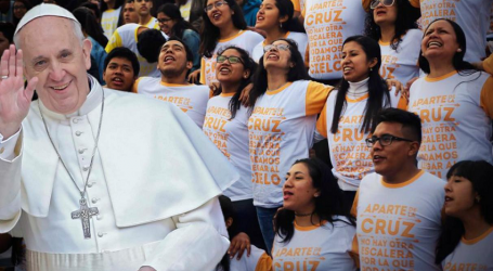 Papa Francisco en Mensaje de la Jornada Mundial de las Vocaciones: «a vosotros, jóvenes, me gustaría deciros: No seáis sordos a la llamada del Señor»