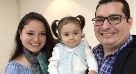 Patricia Galdámez: «Defendí a mi hija de un ginecólogo que quería hacerme un legrado porque decía que había perdido el embarazo y Dios me bendijo con una bebé sana»