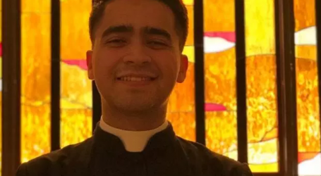Abraham Cañedo, 21 años, hablando con un cura optó por ser sacerdote: «me deje mirar por Dios, con alegría, dudas, miedos, pero con mucho amor…  y me decidí a decirle que sí»