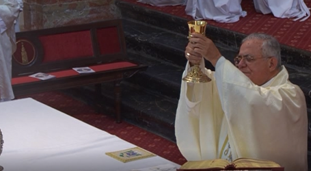 Santa Misa de hoy domingo, 16 de junio de 2019, la Santísima Trinidad, en la Catedral de Córdoba, presidida por el obispo Mons. Demetrio Fernández