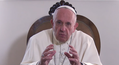 Papa Francisco pide que en agosto «recemos para que las familias, gracias a una vida de oración y de amor, se vuelvan cada vez más «laboratorios de humanización»»