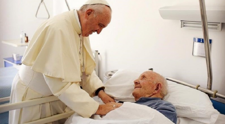 Papa Francisco en el Mensaje para la Jornada Mundial del Enfermo 2020: «La vida pertenece a Dios, no ceder a la eutanasia o a poner fin a la vida cuando la enfermedad sea irreversible»