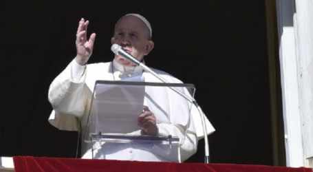 Papa Francisco en el Ángelus, 6-1-2020: «Ser testigos de Cristo donde estamos, con una nueva vida transformada por su amor»