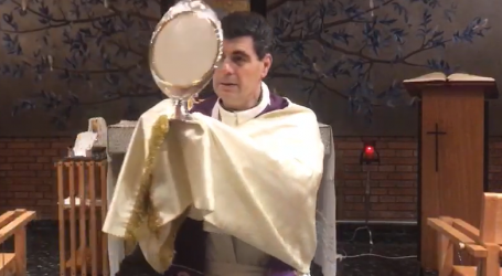 Santa Misa y adoración del jueves de la V semana de Cuaresma, presidida por el P. Fernando Simón Rueda, en la Parroquia S Juan Crisóstomo de Madrid, 2-4-2020