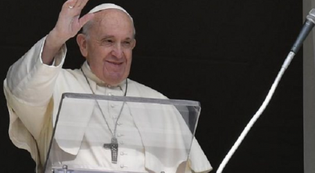Papa Francisco en el Ángelus, 4-10-2020: «Jesús dice que la verdadera autoridad está en servir, no en explotar a los demás»