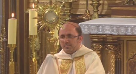 Adoración Eucarística con el P. Jesús Luis Sacristán desde la Basílica de la Concepción de Madrid, 9-6-2021