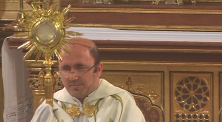 Adoración Eucarística con el P. Jesús Luis Sacristán en la Basílica de la Concepción de Madrid, 7-7-2021 