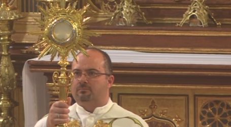 Adoración Eucarística con el P. Carmelo Donoso en la Basílica de la Concepción de Madrid, 9-7-2021 