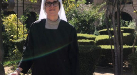 Beatriz Berne, maestra de profesión: «A los 29 años sentí que Dios me llamaba a la vida contemplativa. Hay que fiarse de la voluntad de Dios y soy monja benedictina»