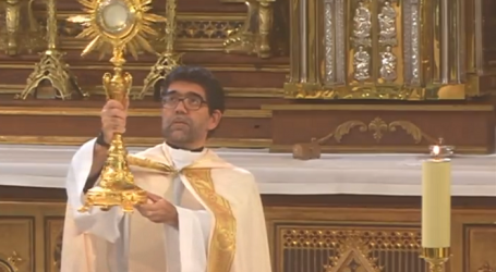 Adoración Eucarística con el P. Francisco Javier Pérez en la Basílica de la Concepción de Madrid, 18-10-2021 