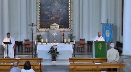 Misterios Gozosos del Santo Rosario en la capilla de Adoración Eucarística Perpetua de Toledo, 23-10-2021 