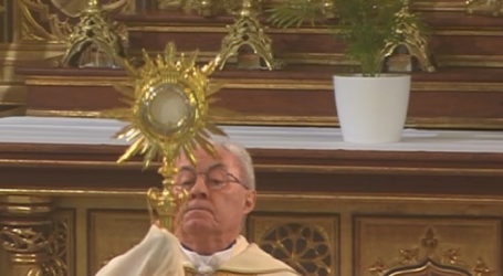 Adoración Eucarística con el P. José Aurelio Martín, en la Basílica de la Concepción de Madrid, 18-11-2021 