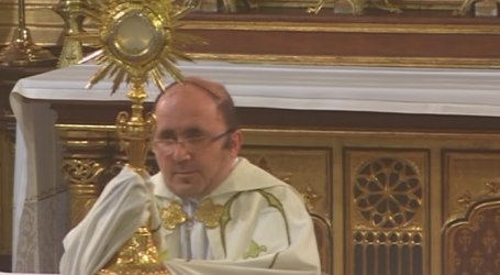 Adoración Eucarística con el P. Jesús Luis Sacristán, en la Basílica de la Concepción de Madrid, 22-12-2021 