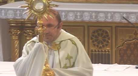 Adoración Eucarística con el P. Jesús Luis Sacristán, en la Basílica de la Concepción de Madrid, 12-1-2022