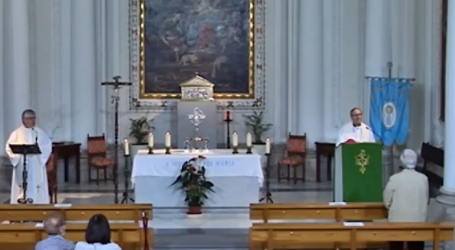 Misterios Gozosos del Santo Rosario en la capilla de Adoración Eucarística Perpetua de Toledo, 29-1-2022