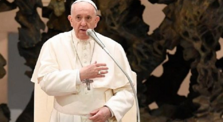 Papa Francisco en la Audiencia, 23-3-2022: «Transmitir la fe es contar las bendiciones recibidas de Dios, que debemos custodiar y el testimonio de nuestras faltas de fidelidad»