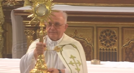 Adoración Eucarística con el P. Heliodoro Mira, en la Basílica de la Concepción de Madrid, 21-7-2022