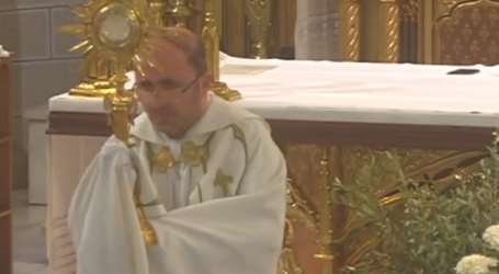 Adoración Eucarística con el P. Jesús Luis Sacristán, en la Basílica de la Concepción de Madrid, 22-7-2022