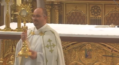 Adoración Eucarística con el P. Carmelo Donoso, en la Basílica de la Concepción de Madrid, 2-8-2022