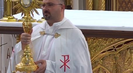 Adoración Eucarística con el P. Carmelo Donoso, en la Basílica de la Concepción de Madrid, 30-8-2022