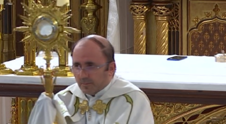 Adoración Eucarística con el P. Jesús Luis Sacristán en la Basílica de la Concepción de Madrid, 2-11-2022