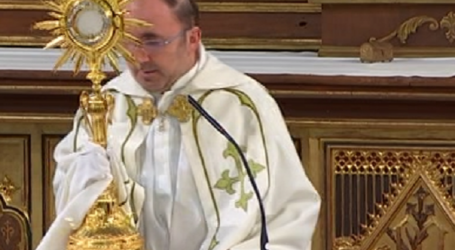 Adoración Eucarística con el P. Jesús Luis Sacristán en la Basílica de la Concepción de Madrid, 16-11-2022