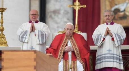 Santo Rosario y Santa Misa exequial por el Papa Emérito Benedicto XVI, presidida por el Papa Francisco, 5-1-2023