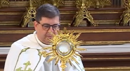Adoración Eucarística con el P. Carlos Martínez, en la Basílica de la Concepción de Madrid, 13-3-2023