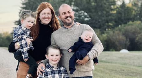 Matt Meeks, padre de 3 hijos y 2 más en el cielo: «Hace 11 años quería entregar mi vida a Dios como sacerdote, pero Él me mostró orando que debía casarme con mi esposa»