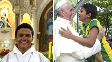 Nathan de Brito, niño que abrazó al Papa en la JMJ Río 2013 se prepara para ser cura: «A los siete años dije que sería sacerdote. Mi llamado es a la santidad»