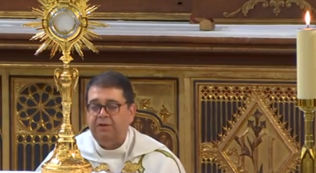 Adoración Eucarística con el P. Carlos Martínez, en la Basílica de la Concepción de Madrid, 24-7-2023