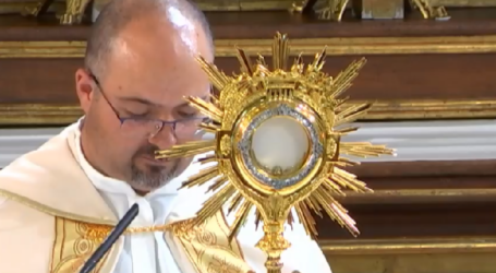 Adoración Eucarística con el P. Carmelo Donoso, en la Basílica de la Concepción de Madrid, 11-8-2023