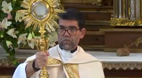 Adoración Eucarística con el P. Francisco Javier Pérez, en la Basílica de la Concepción de Madrid, 15-9-2023