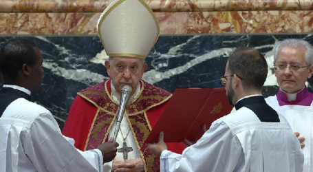 Santa Misa, presidida por el Papa Francisco, en sufragio del alma del Papa Benedicto XVI y de los Obispos, 3-11-2023