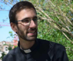 Alonso Salcedo: «Hice dos años de Medicina, fui a una adoración y le dije ‘Señor, ¿quieres de mí que sea sacerdote?’ Una voz interior que me dijo que ‘Sí’ y voy a ser ordenado»