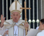 Santa Misa, presidida por el Papa Francisco, de hoy domingo, solemnidad de la Santísima Trinidad, 26-5-2024